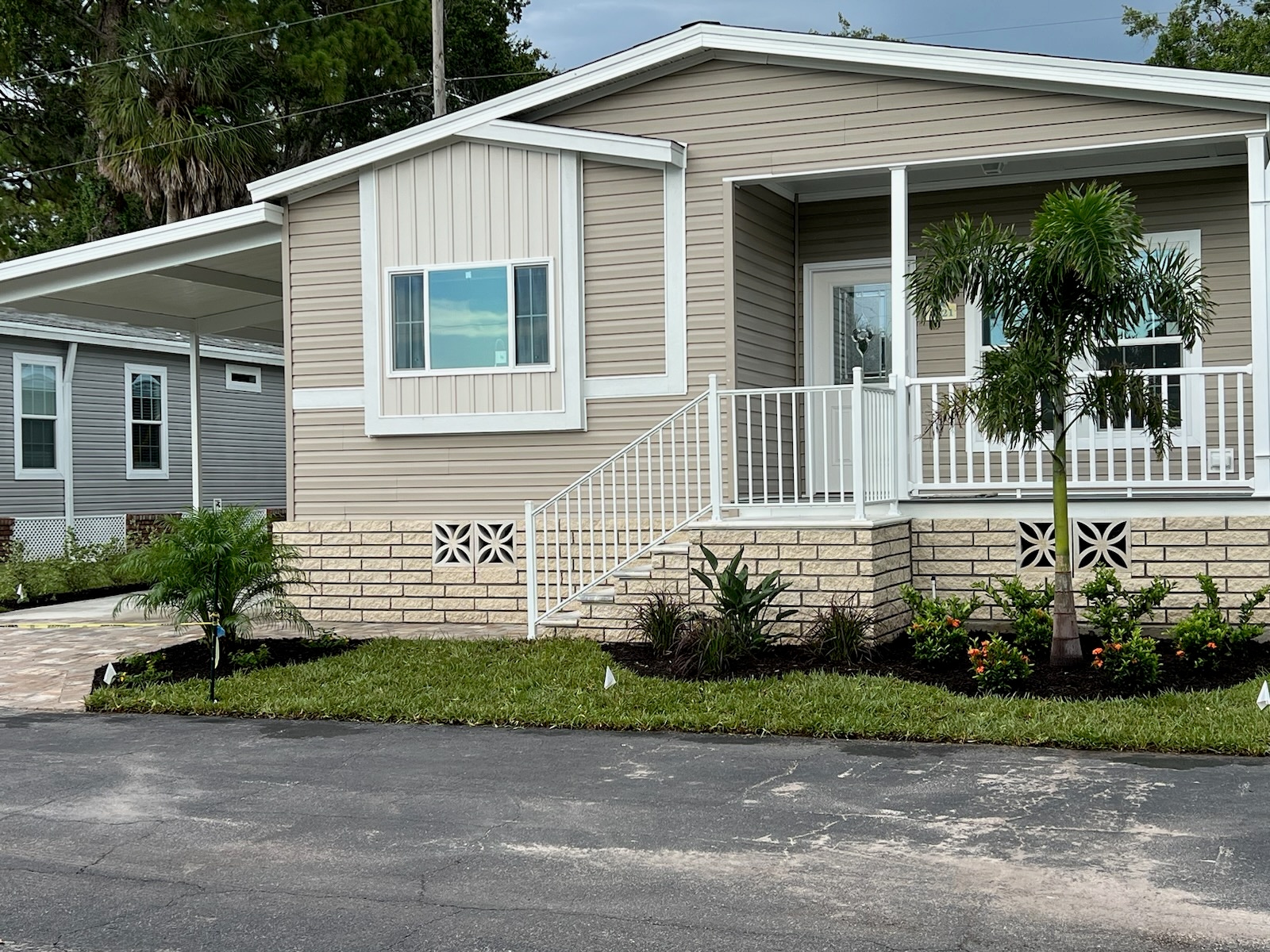 For Sale 4521 Friendly Harbor St., Bradenton, FL 34207 3 Beds / 2