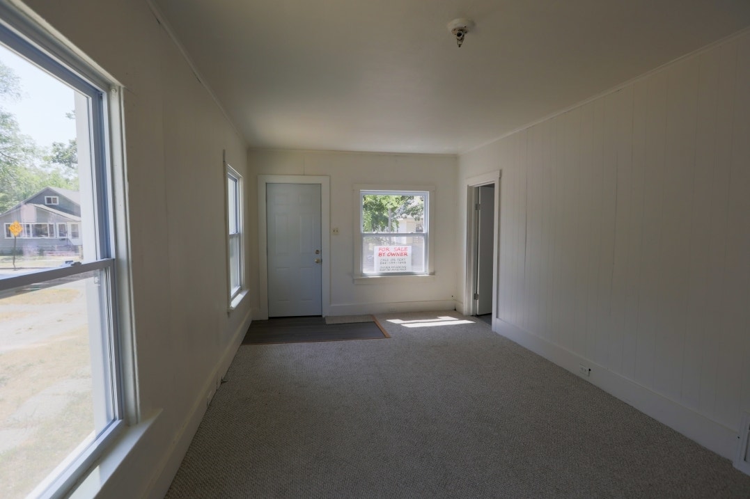 1768 Elwood, Muskegon, MI 49442 1768 Elwood interior 1.jpg