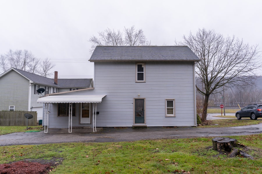 Property photo for 137 6TH ST, Lowellville, OH