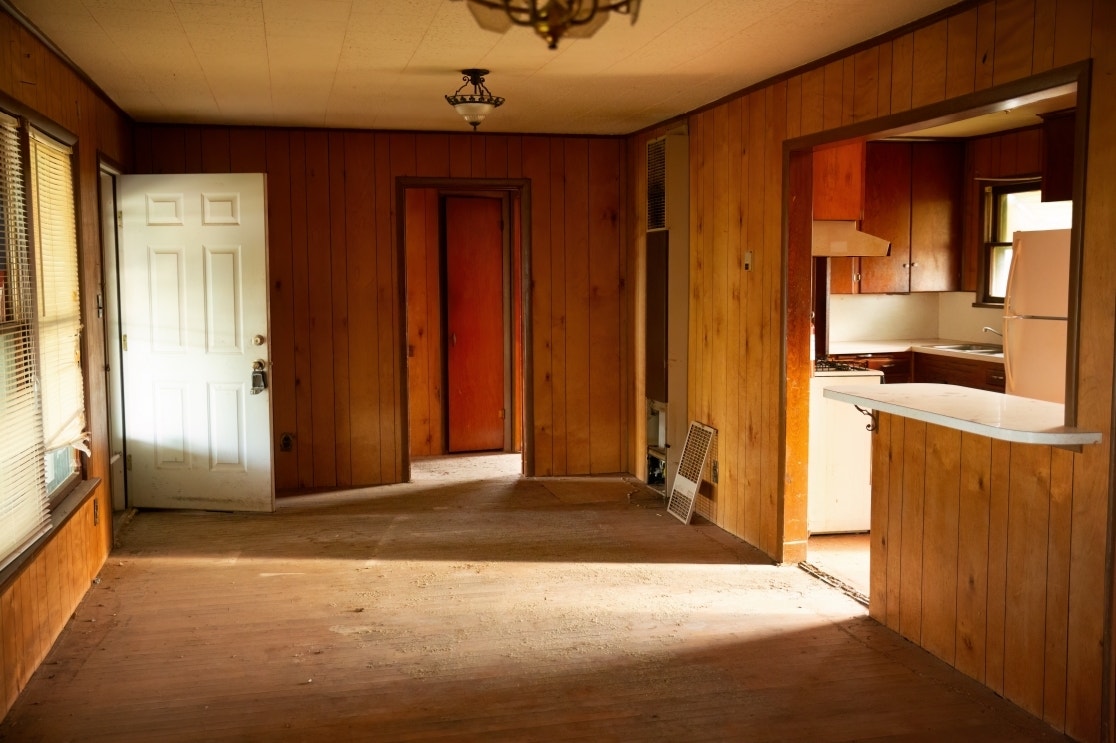 1032 S Nelson St interior 1.jpg
