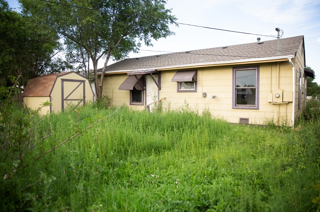 1032 S Nelson St exterior 4.jpg