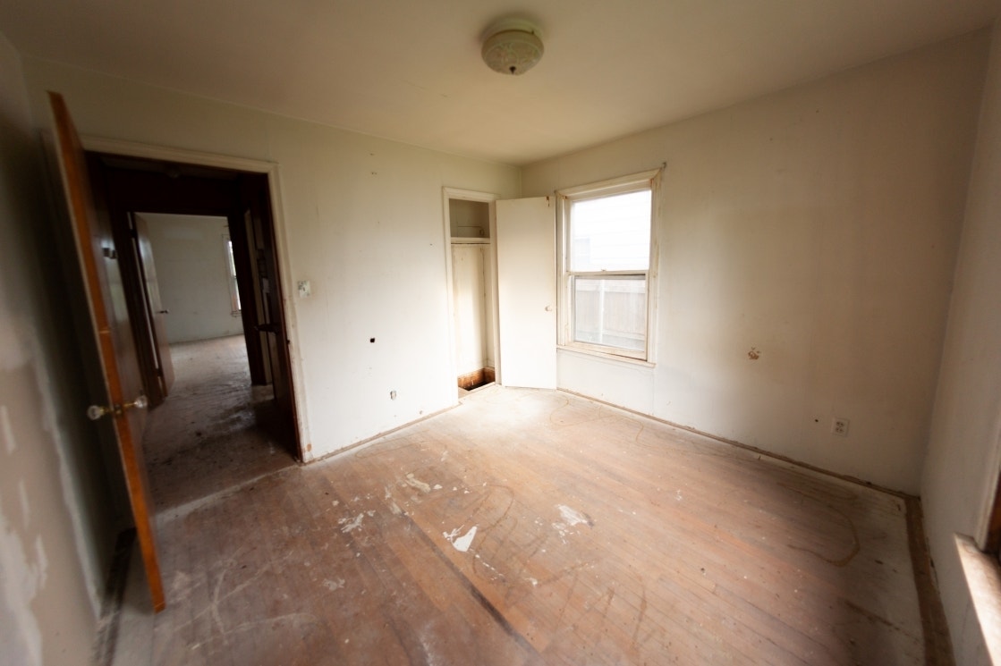 1032 S Nelson St interior 7.jpg