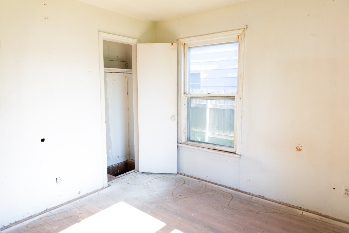 1032 S Nelson St interior 10.jpg