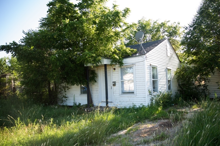 404 S Graham St exterior 2.jpg