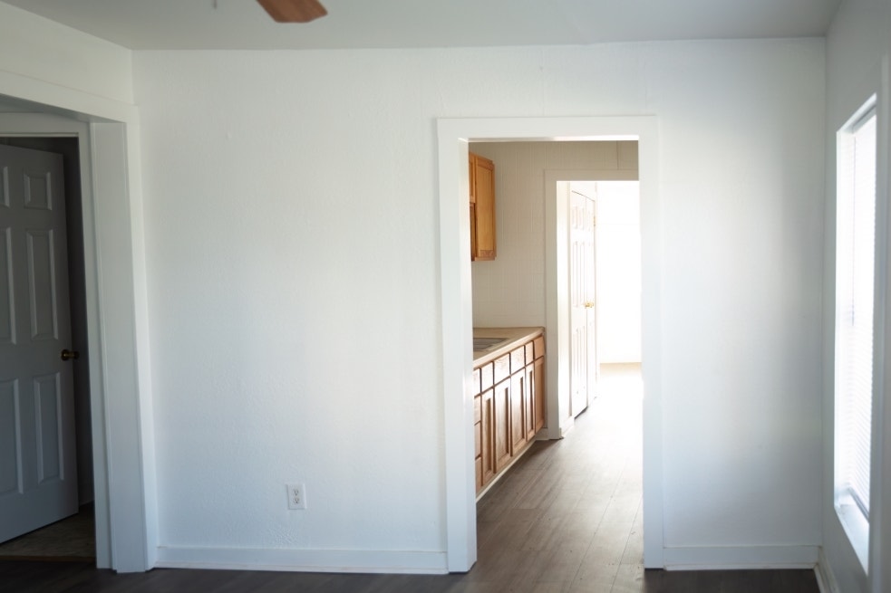 404 S Graham St interior 20.jpg