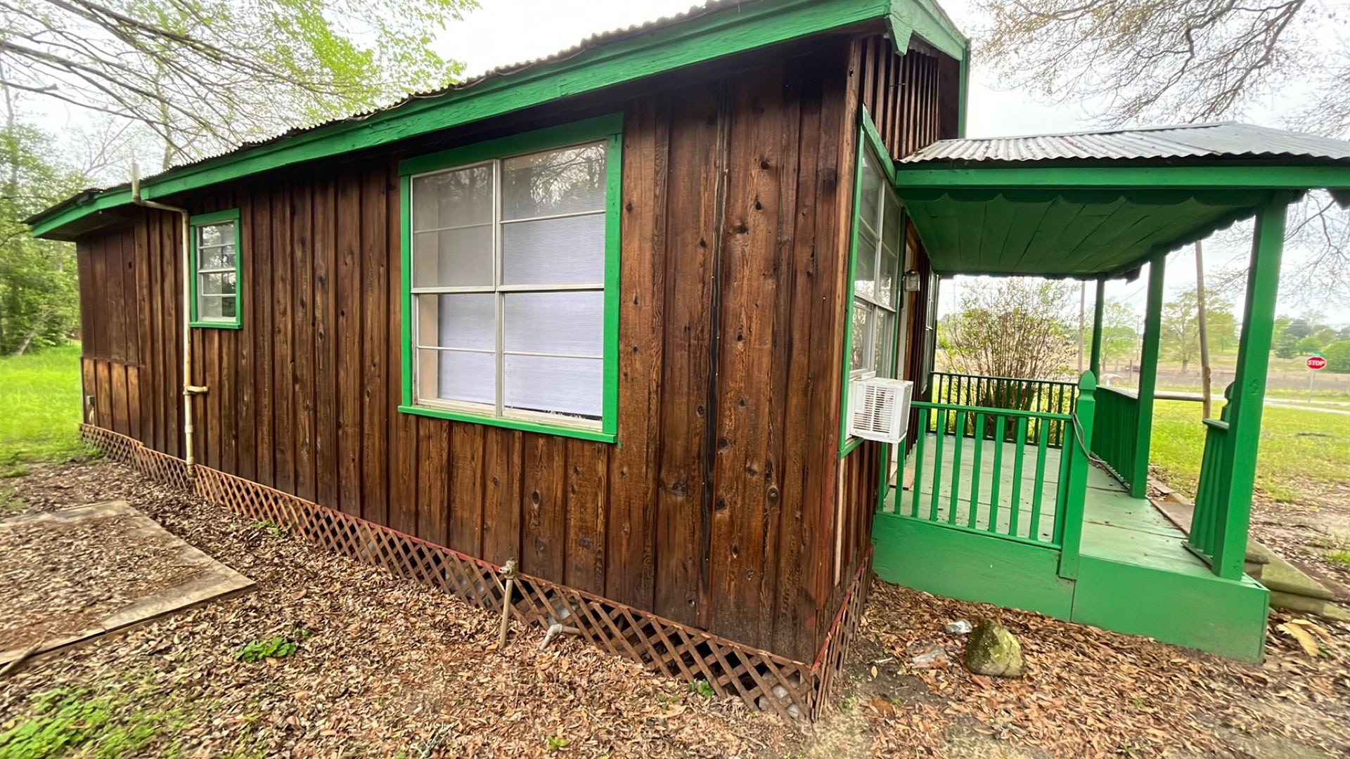 710 Black St, Jasper, TX 75951 710 Black St exterior 3.jpg