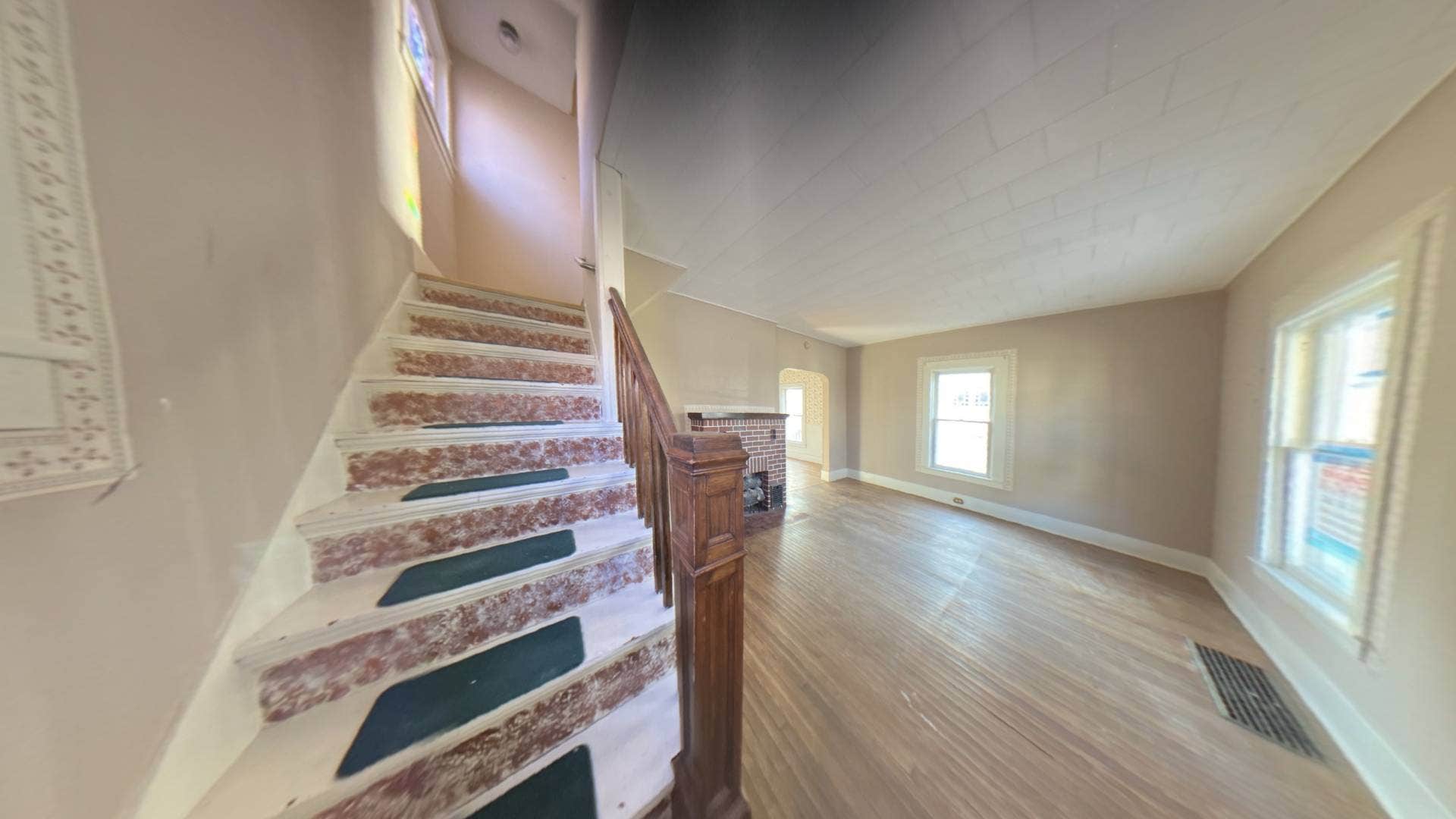 12 Glenwood St, Warren, PA 16365 12 Glenwood interior 8.jpeg
