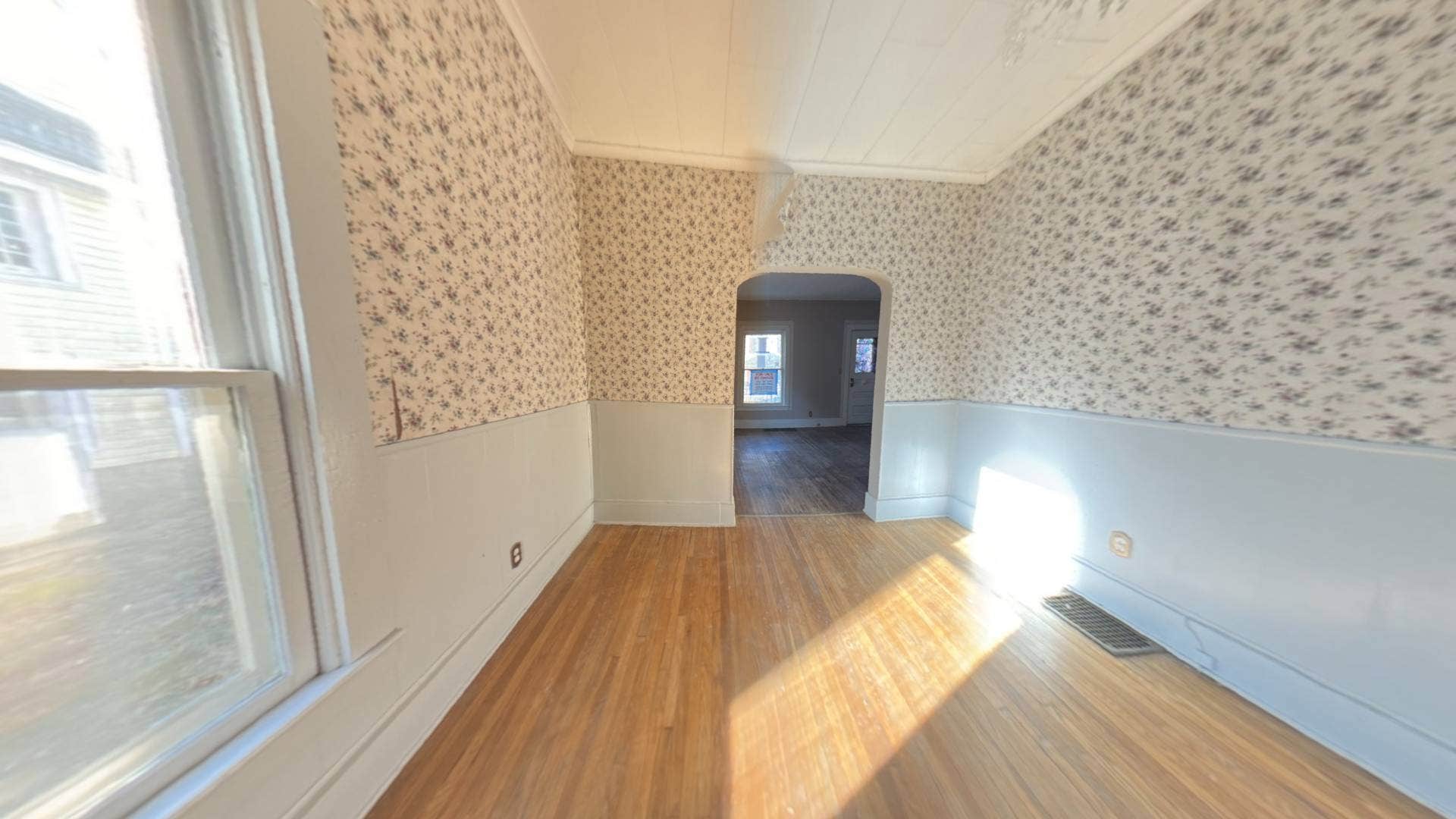 12 Glenwood St, Warren, PA 16365 12 Glenwood interior 4.jpeg