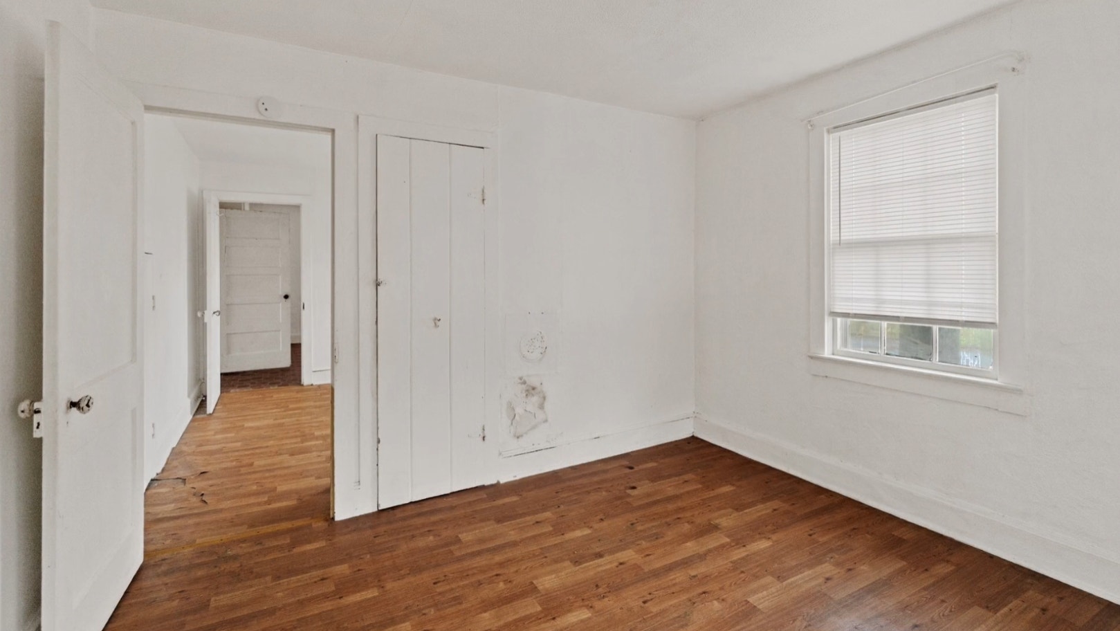 17403 Pittman Rd interior 5.jpg