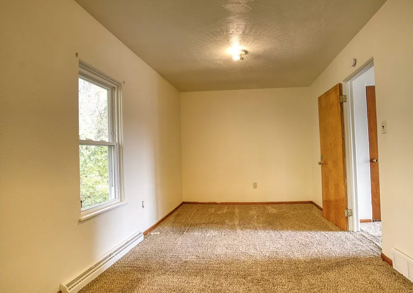 919 Lisbon St, East Liverpool, OH 43920 919 Lisbon Interior Bedroom 2.png